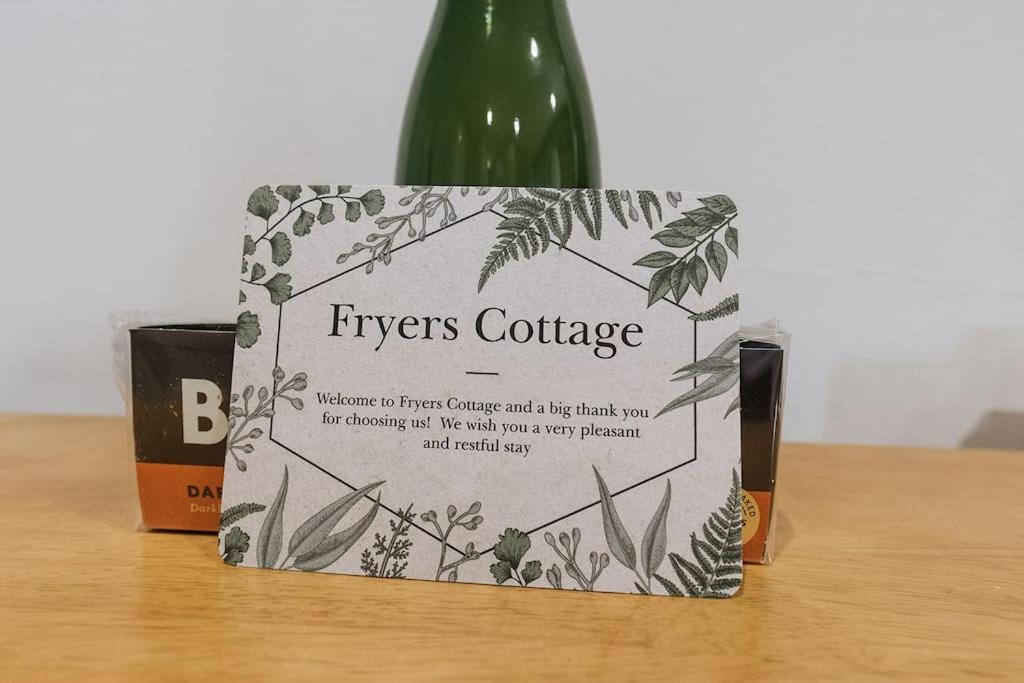 Fryers Cottage - Beautiful 2 Bedroom Town & Country Cottage On Edge Of Peak District Wirksworth Exterior foto